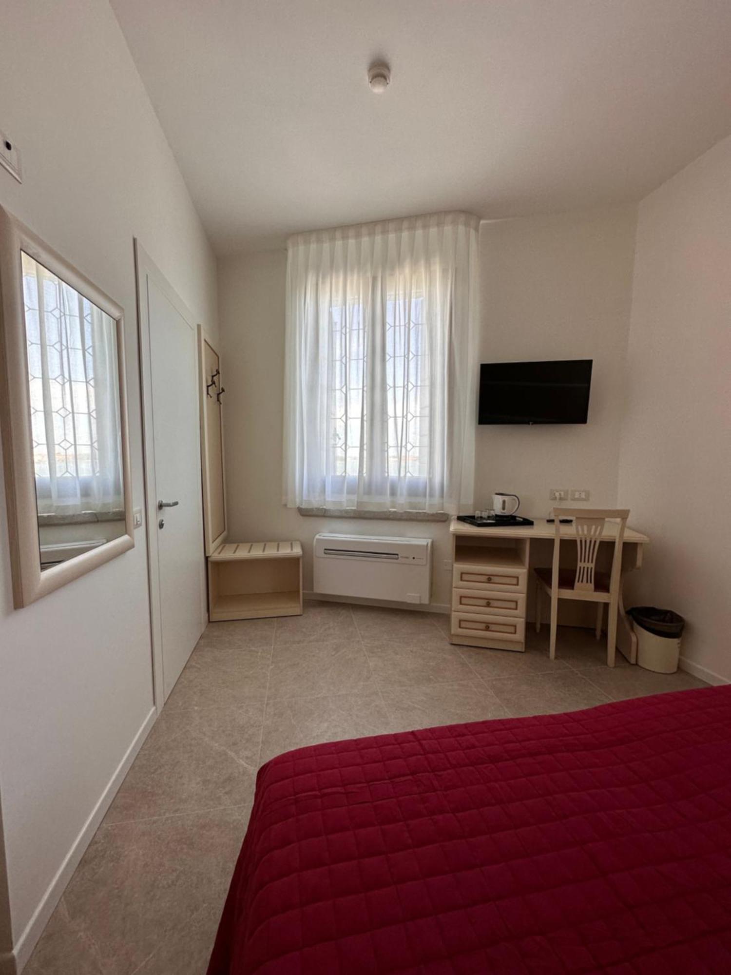 Collegio Amdg Hotel Venetië Kamer foto