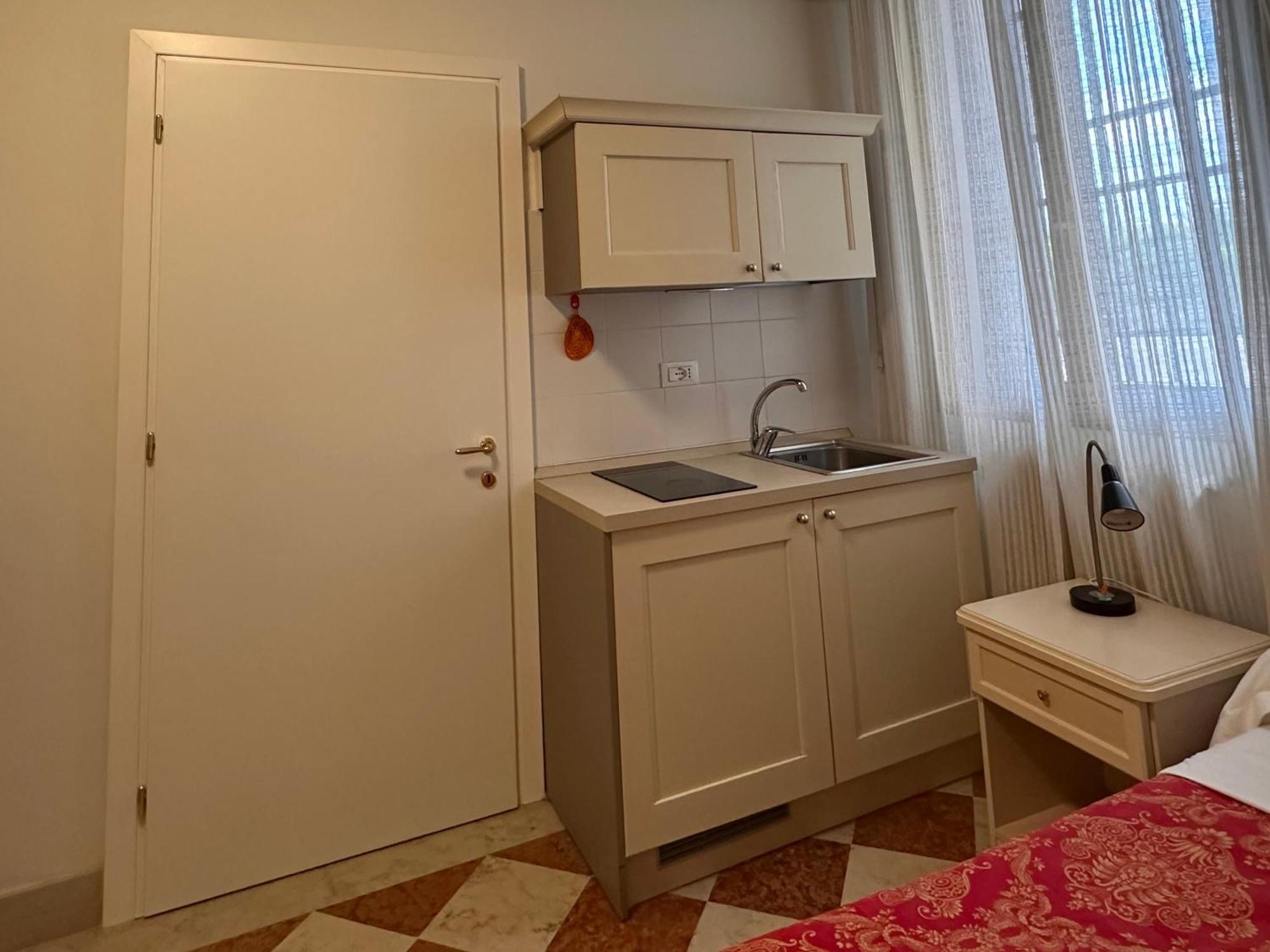 Collegio Amdg Hotel Venetië Kamer foto